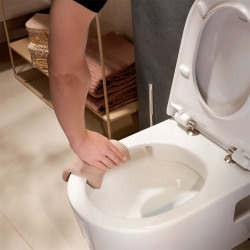 Pack WC bâti-support Villeroy & Boch + WC sans bride abattant Softclose Hansgrohe + plaque (VCNPURAS2CH)